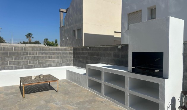 Reventa - Villa -
Torrevieja - Costa Blanca