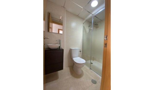 Återförsäljning - Villa -
Roldan - Inland