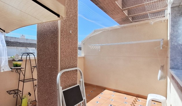 Återförsäljning - Takvåning -
Torrevieja