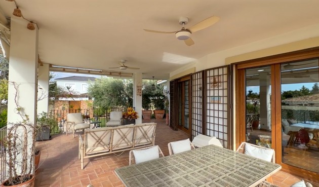 Återförsäljning - Villa -
Dehesa de Campoamor - Costa Blanca