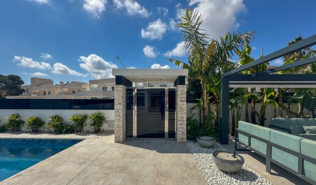 Återförsäljning - Villa -
Orihuela Costa - Costa Blanca