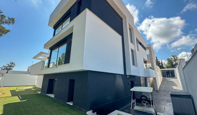 Återförsäljning - Villa -
Orihuela Costa - Costa Blanca