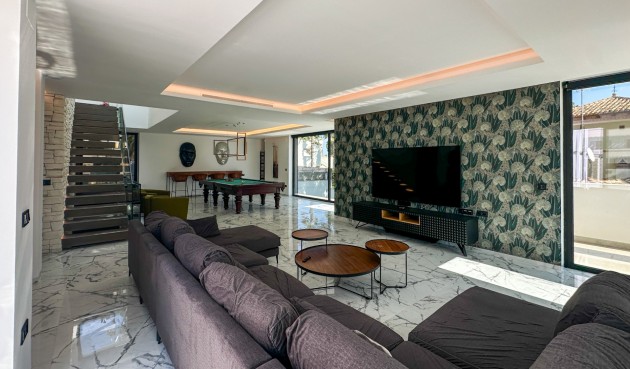 Återförsäljning - Villa -
Orihuela Costa - Costa Blanca