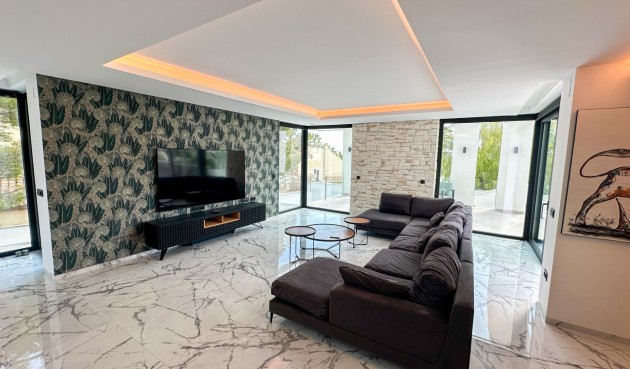 Återförsäljning - Villa -
Orihuela Costa - Costa Blanca