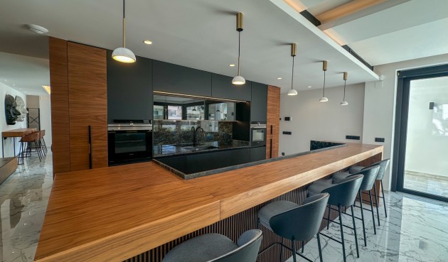 Återförsäljning - Villa -
Orihuela Costa - Costa Blanca