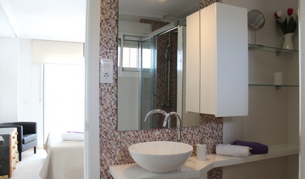 Återförsäljning - Apartment -
Mil Palmeras - Costa Blanca