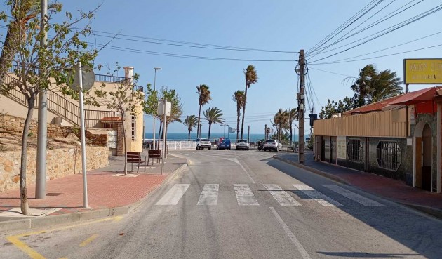 Återförsäljning - Apartment -
Mil Palmeras - Costa Blanca