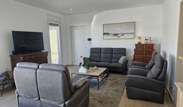 Återförsäljning - Villa -
Torrevieja - Costa Blanca