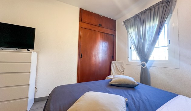 Återförsäljning - Apartment -
Villamartin - Costa Blanca