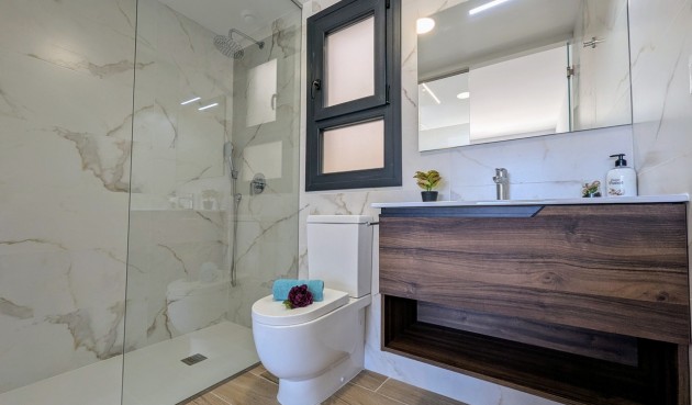 Återförsäljning - Takvåning -
Villamartin - Costa Blanca