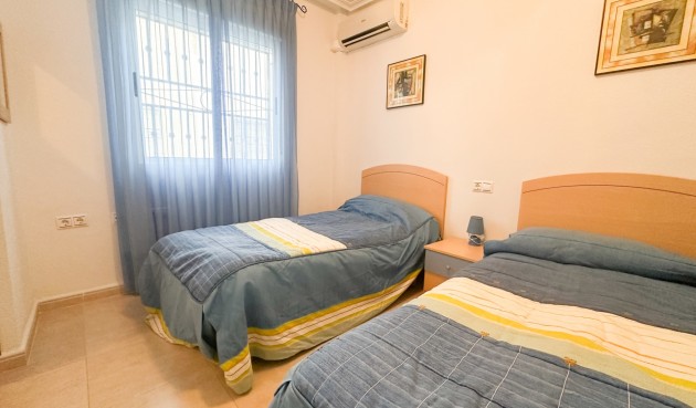 Återförsäljning - Apartment -
Orihuela Costa - Costa Blanca