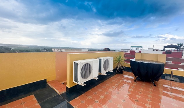 Återförsäljning - Apartment -
Orihuela Costa - Costa Blanca