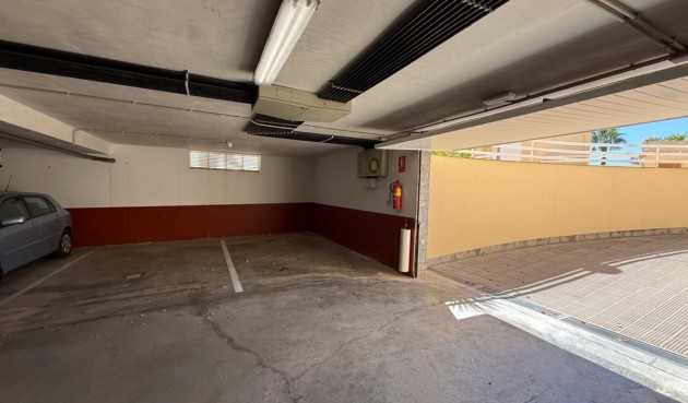 Återförsäljning - Duplex -
Orihuela - Inland