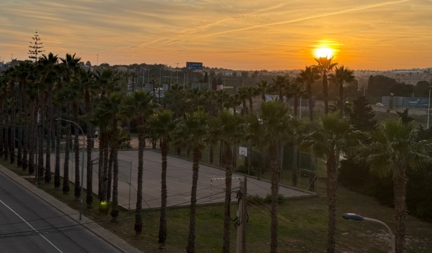 Återförsäljning - Apartment -
Torrevieja - Costa Blanca