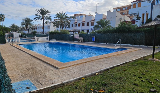 Återförsäljning - Apartment -
Torrevieja - Costa Blanca