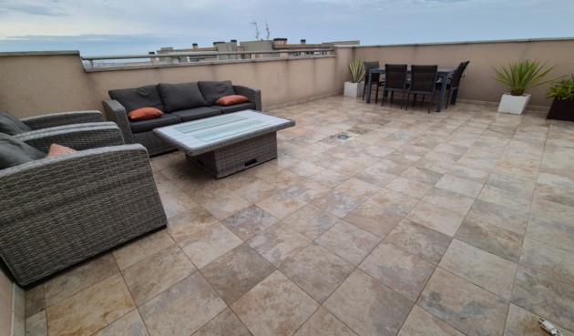 Återförsäljning - Takvåning -
Orihuela - Inland