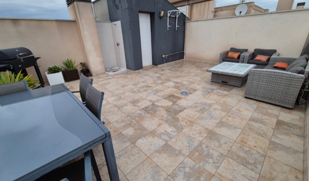 Återförsäljning - Takvåning -
Orihuela - Inland