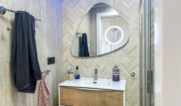 Återförsäljning - Apartment -
Torrevieja - Costa Blanca