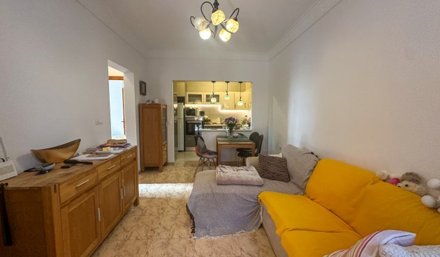 Återförsäljning - Town House -
Torrevieja - Costa Blanca