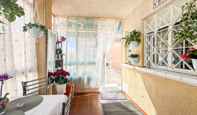 Resale - Bungalow -
Torrevieja - Costa Blanca