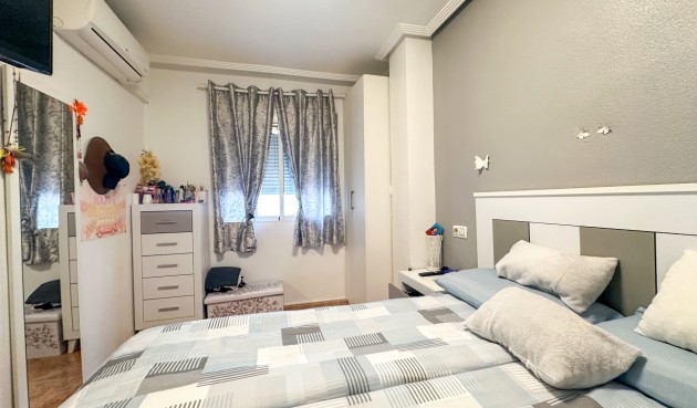 Återförsäljning - Apartment -
Torrevieja - Costa Blanca