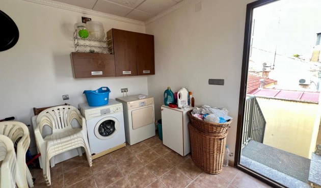 Återförsäljning - Town House -
Pinoso - Inland