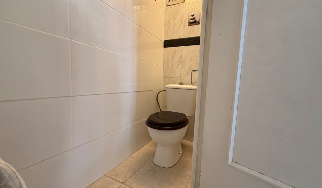 Återförsäljning - Villa -
Orihuela - Inland