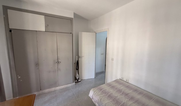 Återförsäljning - Villa -
Orihuela - Inland