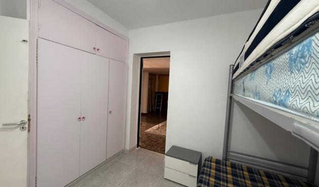 Återförsäljning - Villa -
Orihuela - Inland