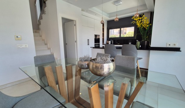 Återförsäljning - Villa -
Torrevieja - Costa Blanca