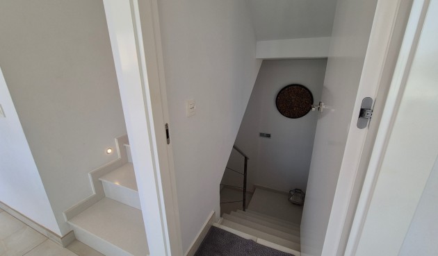 Återförsäljning - Villa -
Torrevieja - Costa Blanca