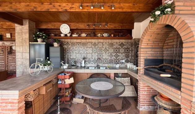 Återförsäljning - Villa -
Torrevieja - Costa Blanca