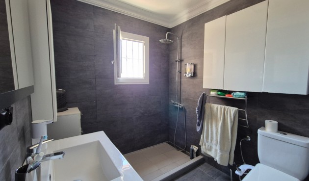 Återförsäljning - Town House -
Torrevieja - Costa Blanca