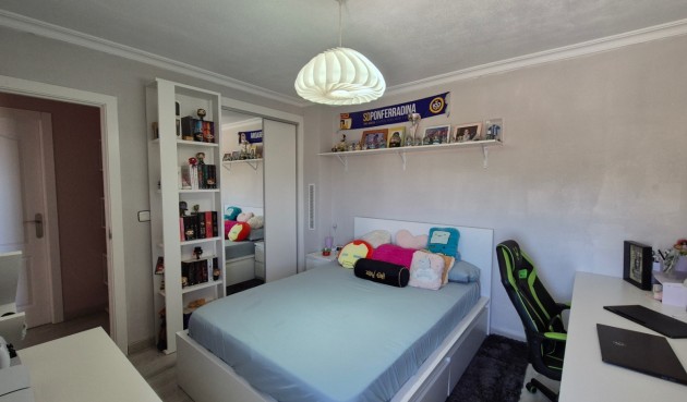 Återförsäljning - Town House -
Torrevieja - Costa Blanca