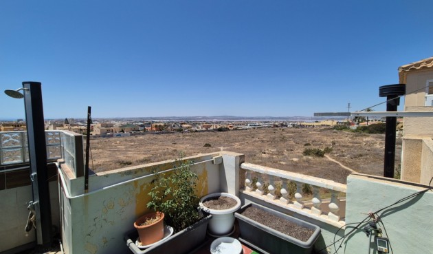 Återförsäljning - Town House -
Torrevieja - Costa Blanca