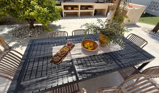 Återförsäljning - Villa -
Torrevieja - Costa Blanca