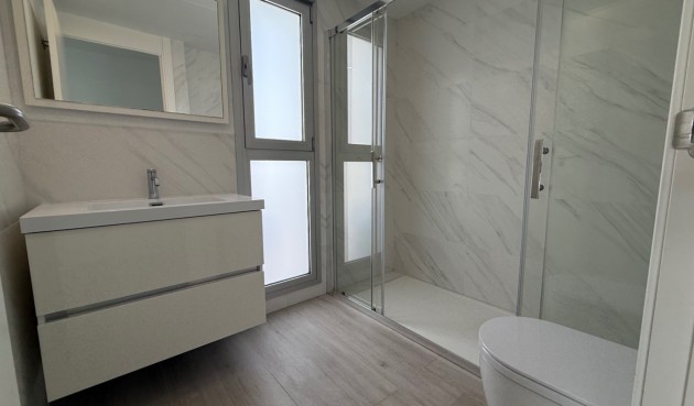 Återförsäljning - Town House -
Orihuela - Inland