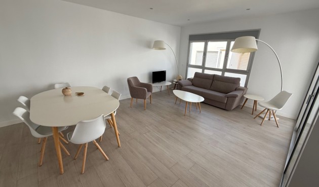 Återförsäljning - Town House -
Orihuela - Inland