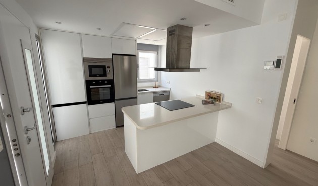 Återförsäljning - Town House -
Orihuela - Inland