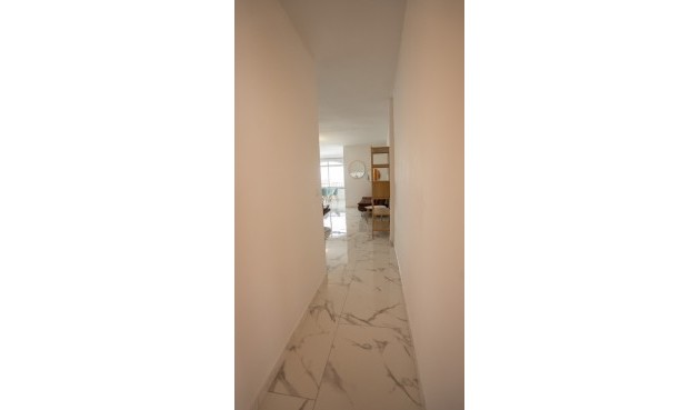 Återförsäljning - Apartment -
Orihuela - Inland