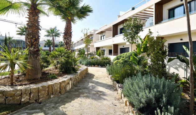 Återförsäljning - Town House -
Torrevieja - Costa Blanca