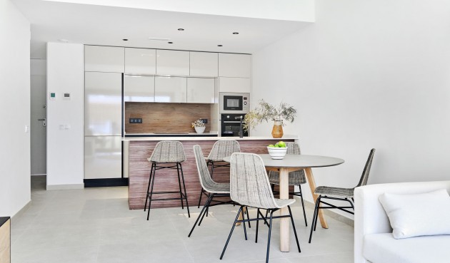 Återförsäljning - Town House -
Torrevieja - Costa Blanca