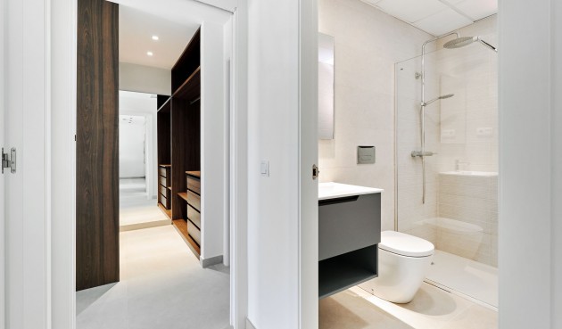 Återförsäljning - Town House -
Torrevieja - Costa Blanca