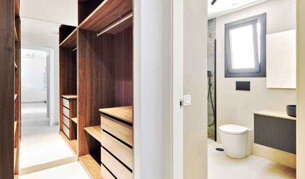 Återförsäljning - Town House -
Torrevieja - Costa Blanca