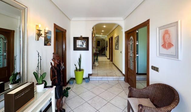 Återförsäljning - Villa -
La Mata - Costa Blanca