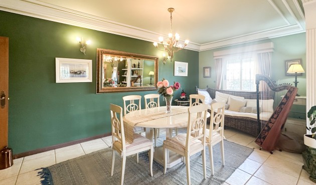 Återförsäljning - Villa -
La Mata - Costa Blanca