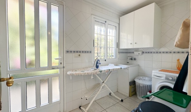 Återförsäljning - Villa -
La Mata - Costa Blanca