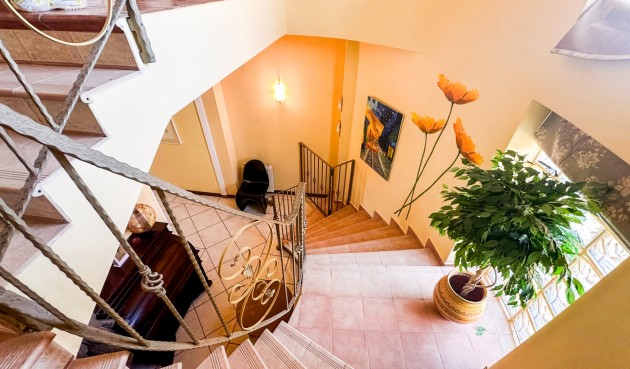 Återförsäljning - Villa -
La Mata - Costa Blanca