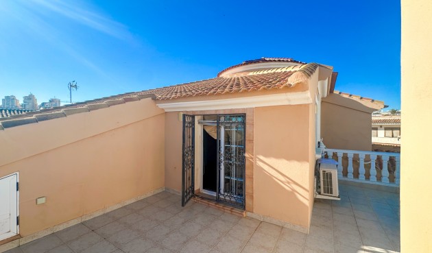 Återförsäljning - Villa -
La Mata - Costa Blanca