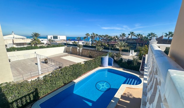 Återförsäljning - Villa -
La Mata - Costa Blanca